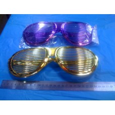 משקפיים למסיבות ענק תריס